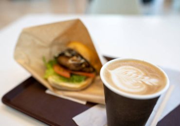 Las Mejores Bebidas de Café Servidas en Restaurantes de Comida Rápida